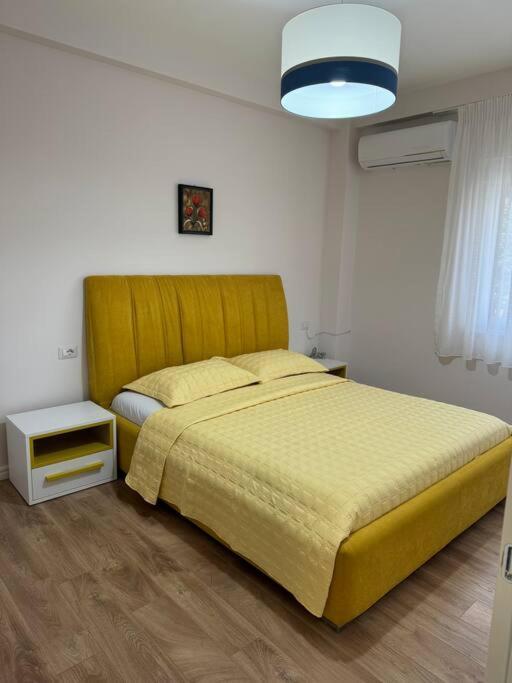 Yellow Apartment Durrës Exterior foto